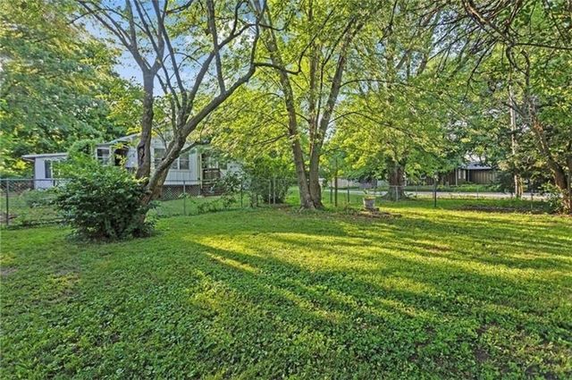 205 E Maple Street, Raymore, MO 64083