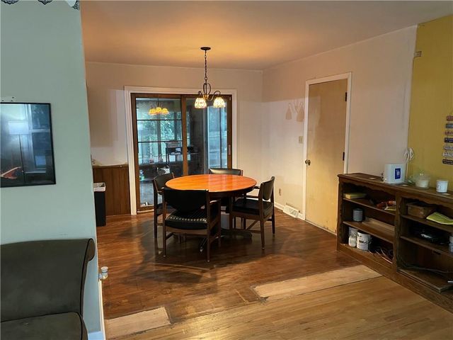 205 E Maple Street, Raymore, MO 64083