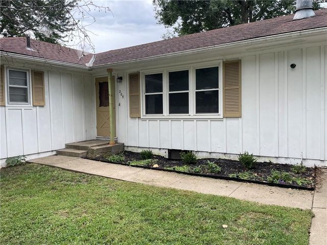 205 E Maple Street, Raymore, MO 64083