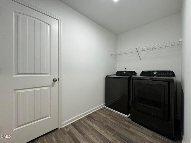 913 Briar Gate Drive, Holly Springs, NC 27540