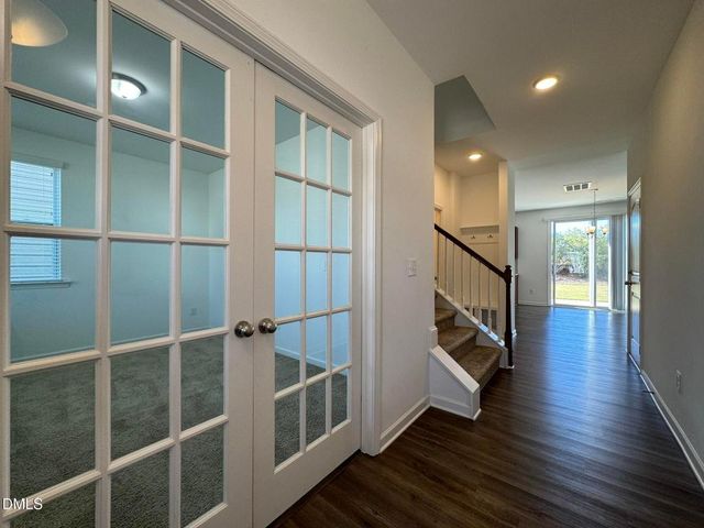 913 Briar Gate Drive, Holly Springs, NC 27540