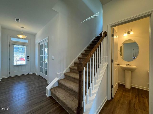 913 Briar Gate Drive, Holly Springs, NC 27540