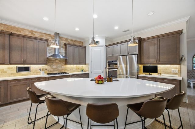 28415 MARSCIANO LANE, Wesley Chapel, FL 33543