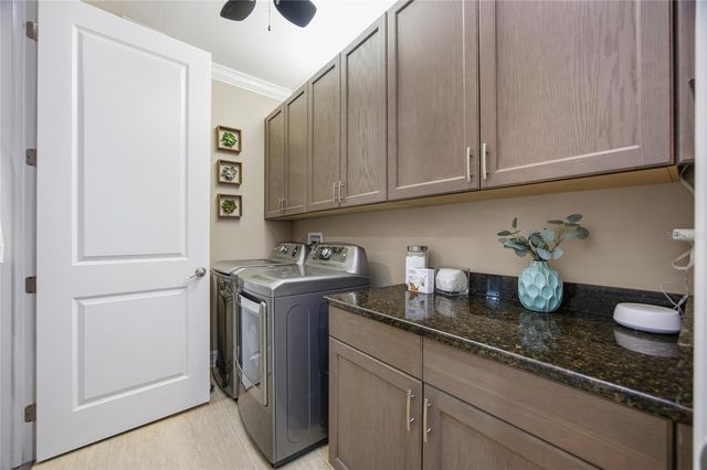 28415 MARSCIANO LANE, Wesley Chapel, FL 33543