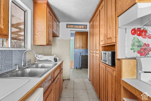 1731 VALLEY VIEW DR, Layton, UT 84040