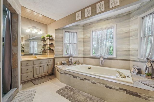 3191 Limrick Lane, Snellville, GA 30039