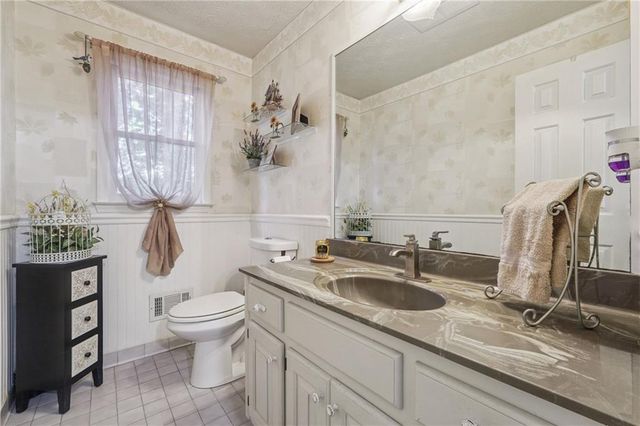 3191 Limrick Lane, Snellville, GA 30039