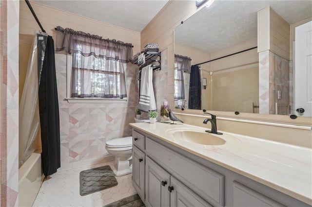 3191 Limrick Lane, Snellville, GA 30039