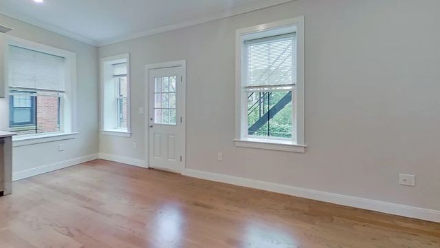 191 Porter St. 3, Boston, MA 02128