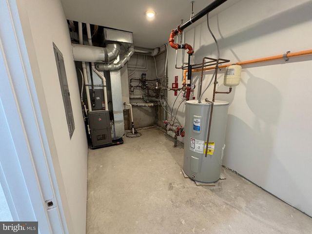 2123 DICKINSON ST #COMMERCIAL, Philadelphia, PA 19146