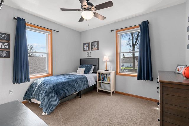 223 ALLEN AVENUE, Oshkosh, WI 54901