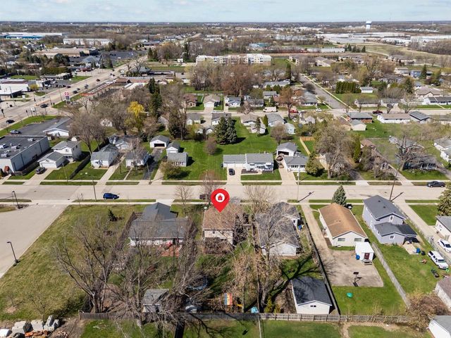 223 ALLEN AVENUE, Oshkosh, WI 54901