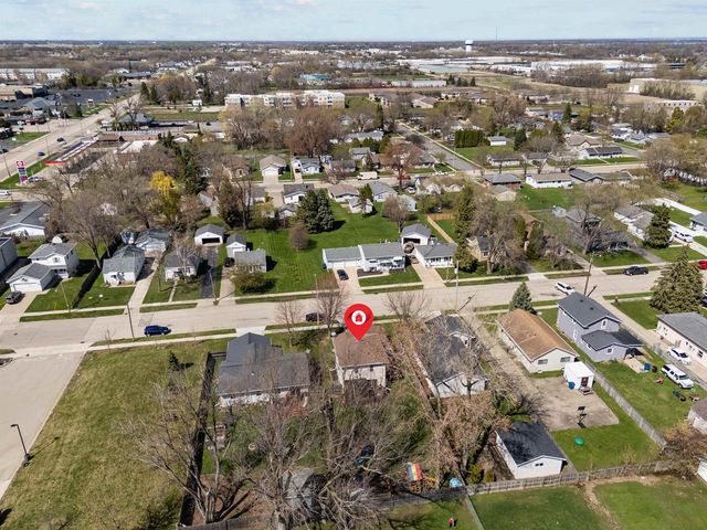 223 ALLEN AVENUE, Oshkosh, WI 54901