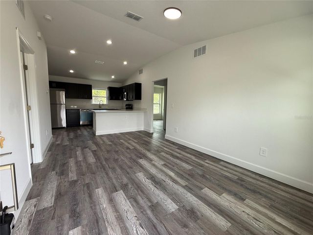 14 LOCUST RADIAL CIRCLE, Ocala, FL 34472