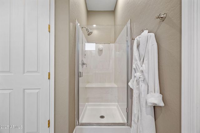 41646 N EMERALD LAKE Drive, Anthem, AZ 85086