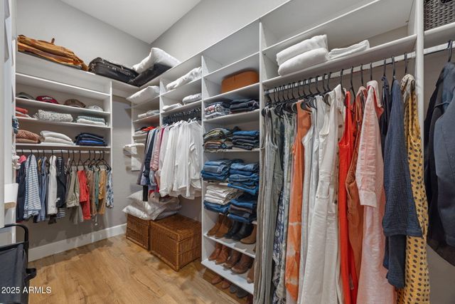 41646 N EMERALD LAKE Drive, Anthem, AZ 85086