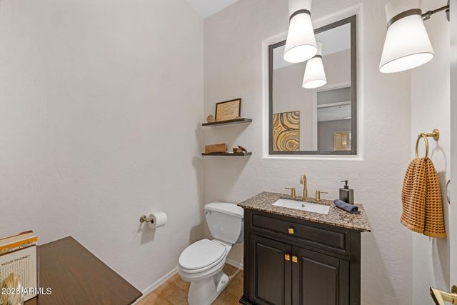 41646 N EMERALD LAKE Drive, Anthem, AZ 85086