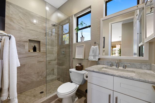 41646 N EMERALD LAKE Drive, Anthem, AZ 85086