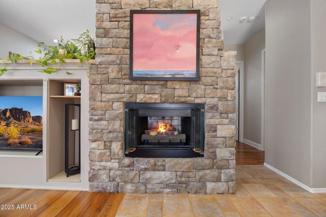 41646 N EMERALD LAKE Drive, Anthem, AZ 85086