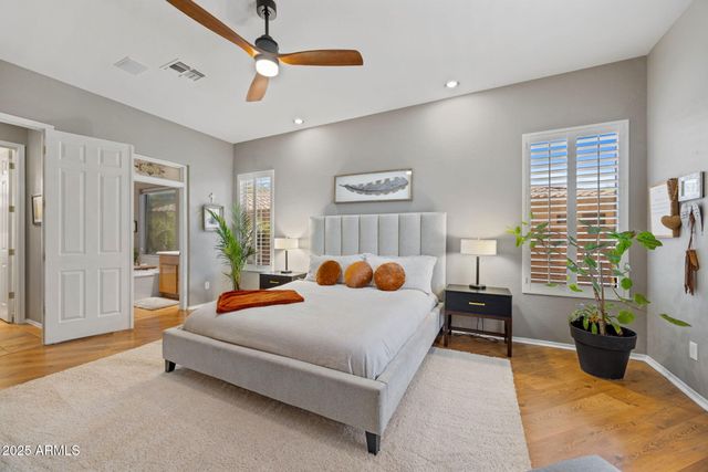 41646 N EMERALD LAKE Drive, Anthem, AZ 85086