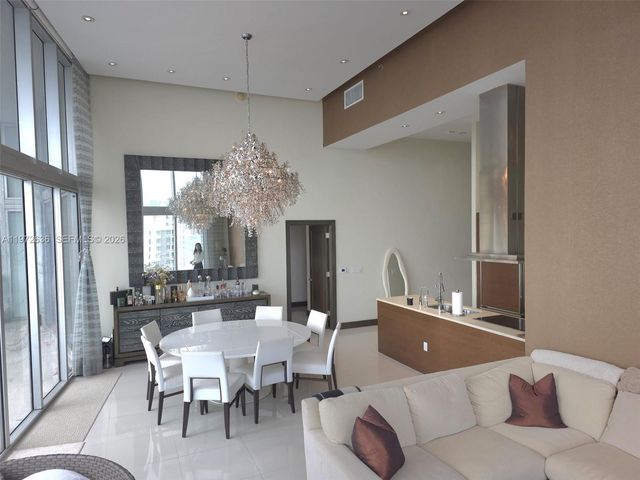 495 Brickell avenue 2201, Miami, FL 33131