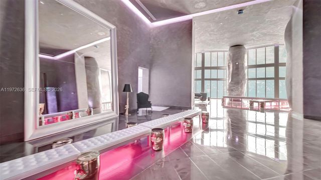 495 Brickell avenue 2201, Miami, FL 33131