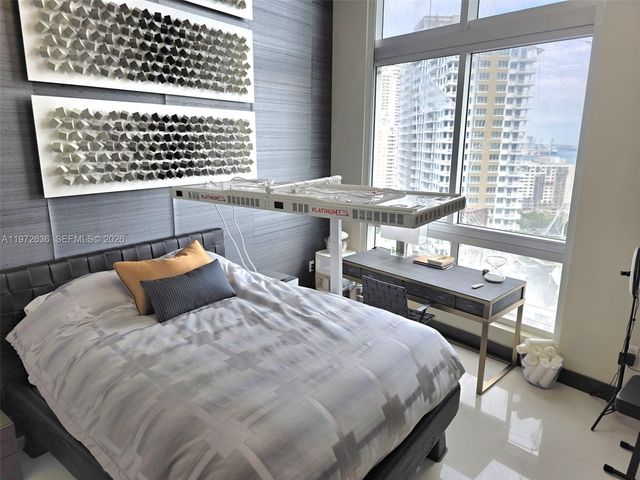 495 Brickell avenue 2201, Miami, FL 33131