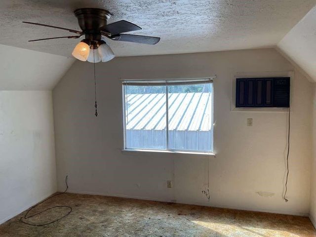 543 Bluebonnet Drive, Freeport, TX 77541