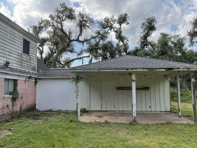 543 Bluebonnet Drive, Freeport, TX 77541