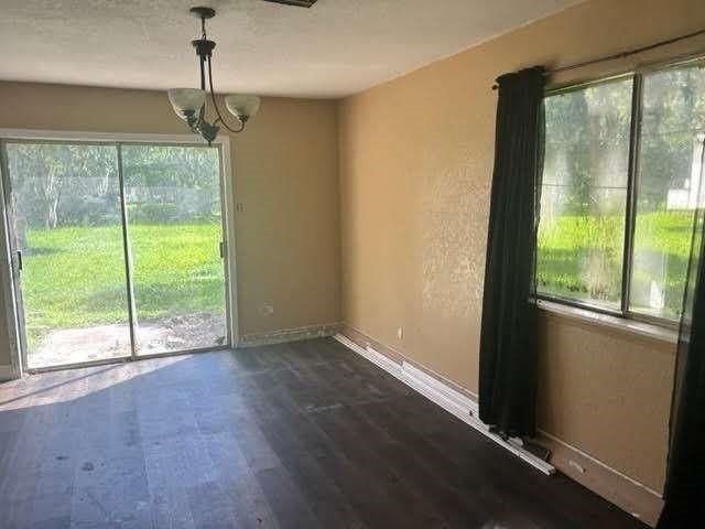 543 Bluebonnet Drive, Freeport, TX 77541