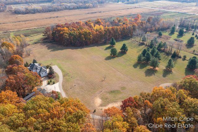 14186 S Mocking Bird Lane, Grant, MI 49327