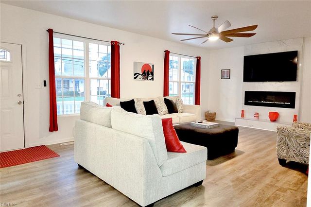 6322 Whaleyville BLVD, Suffolk, VA 23438