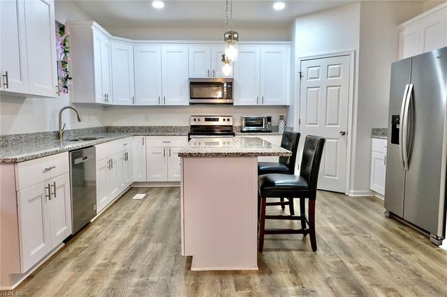 6322 Whaleyville BLVD, Suffolk, VA 23438