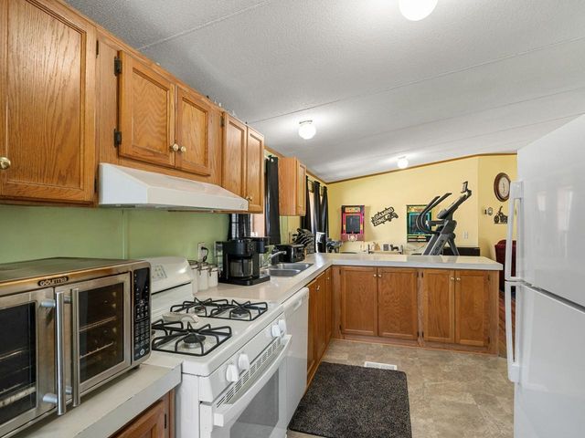 77 Ash Lane, Starksboro, VT 05487