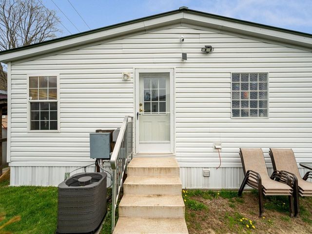 77 Ash Lane, Starksboro, VT 05487