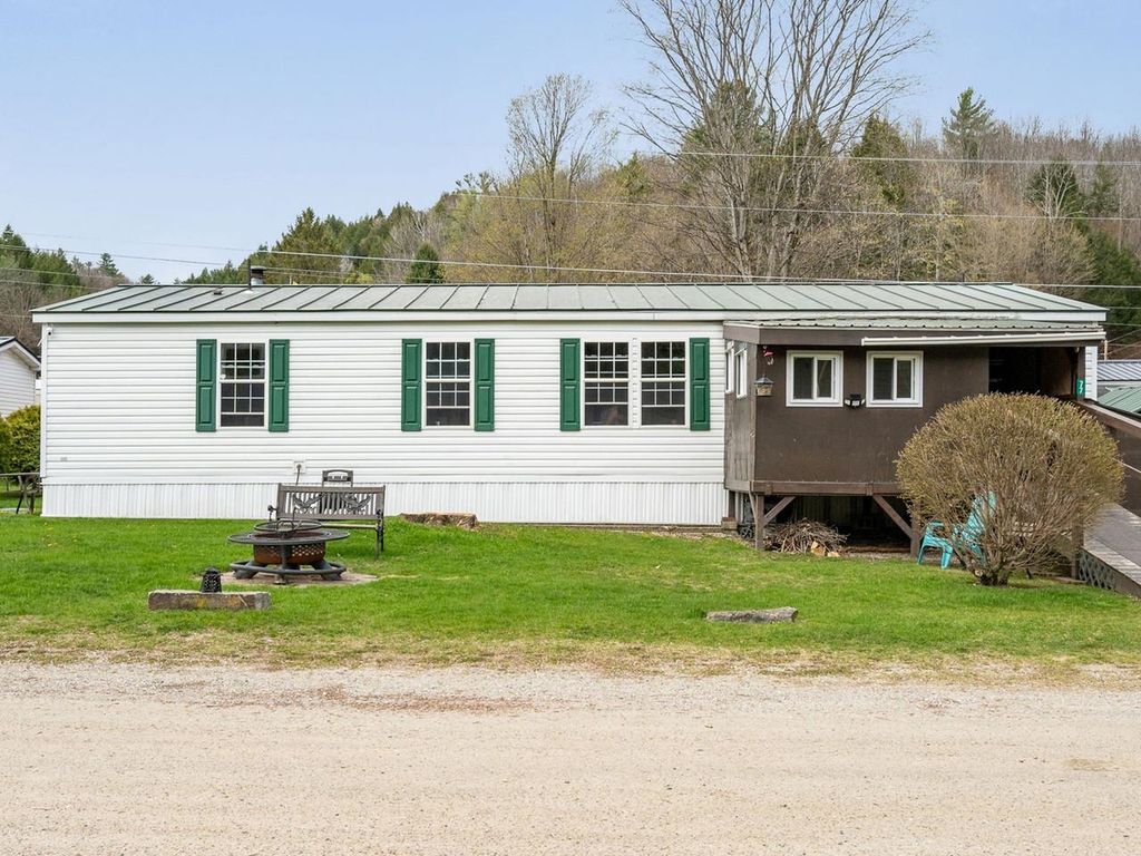77 Ash Lane, Starksboro, VT 05487