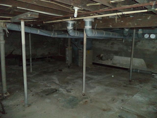 841 E 8th Street, Flint, MI 48503