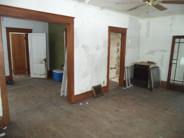 841 E 8th Street, Flint, MI 48503