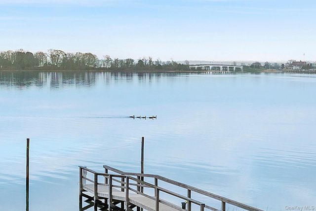 20 Whalers Walk, Sag Harbor, NY 11963