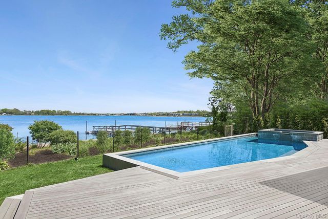20 Whalers Walk, Sag Harbor, NY 11963