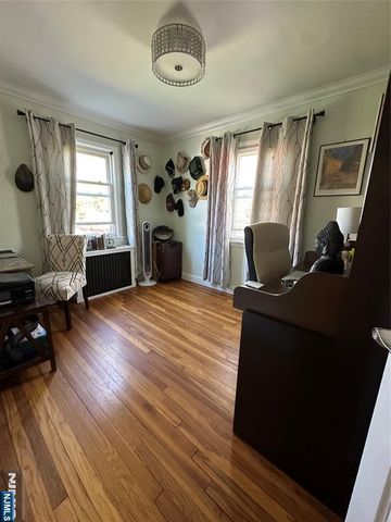 104 John Place, Bergenfield, NJ 07621