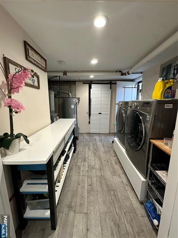 104 John Place, Bergenfield, NJ 07621