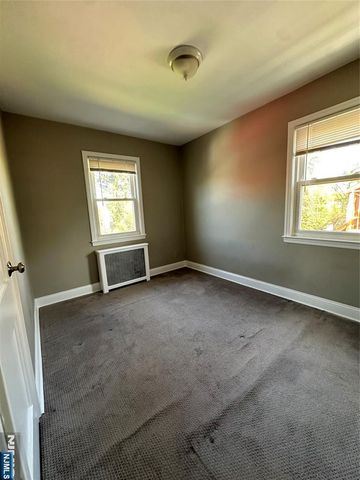 104 John Place, Bergenfield, NJ 07621