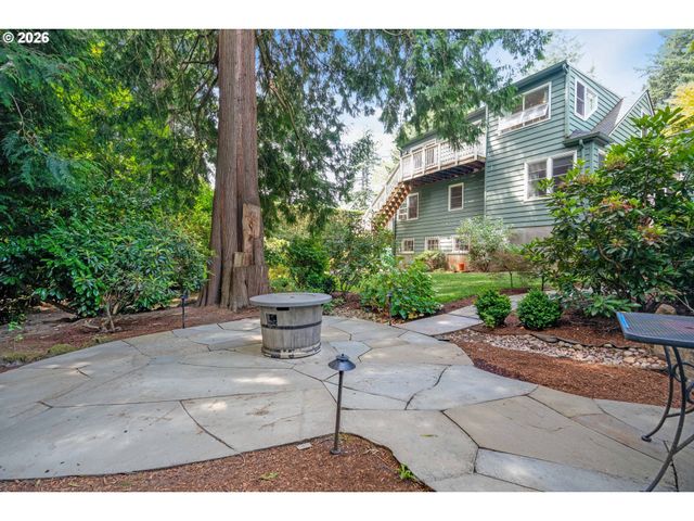 2540 Sw 76TH Ave, Portland, OR 97225