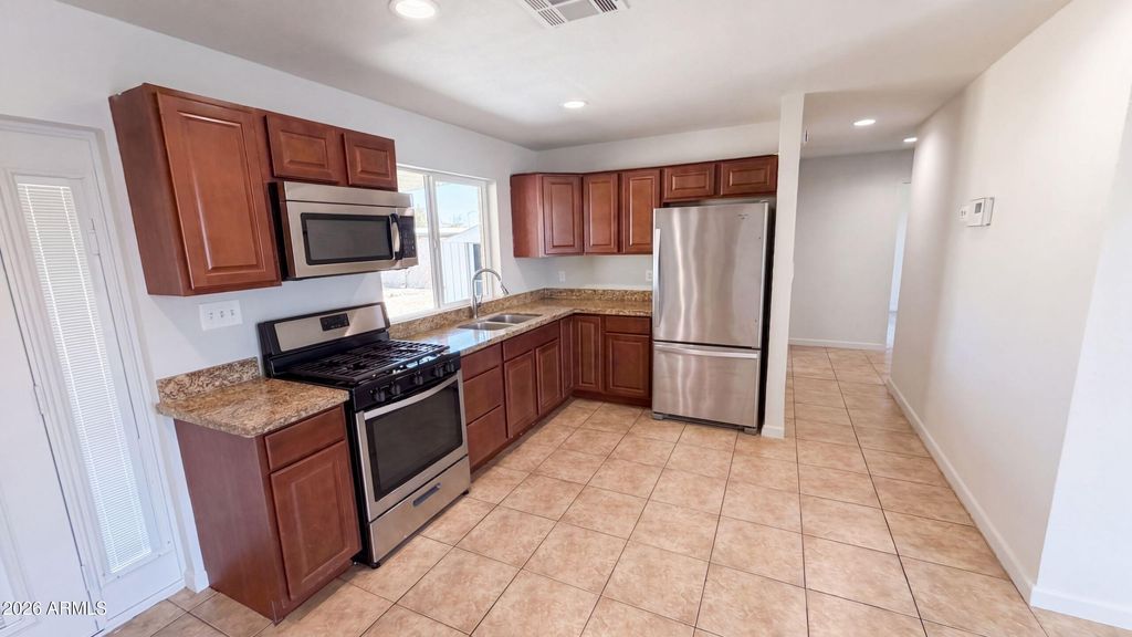 7312 W MESCAL Street, Peoria, AZ 85345 — photo 2