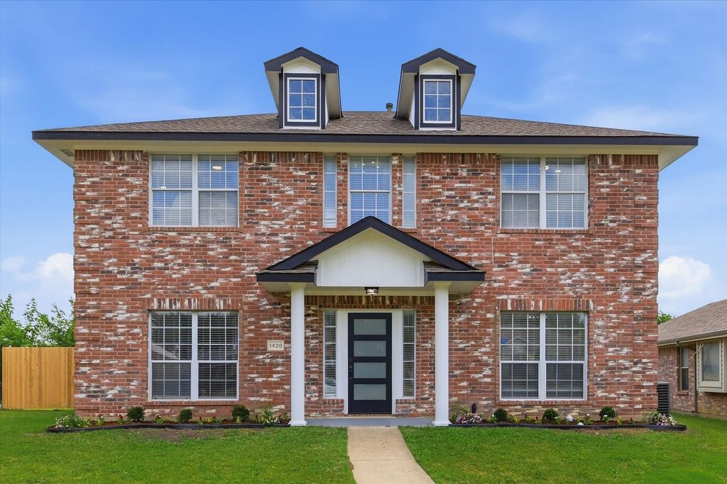 1428 Chapman Drive, Lancaster, TX 75134