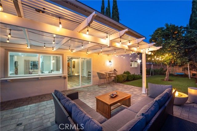 18806 Stare, Northridge (los Angeles), CA 91324