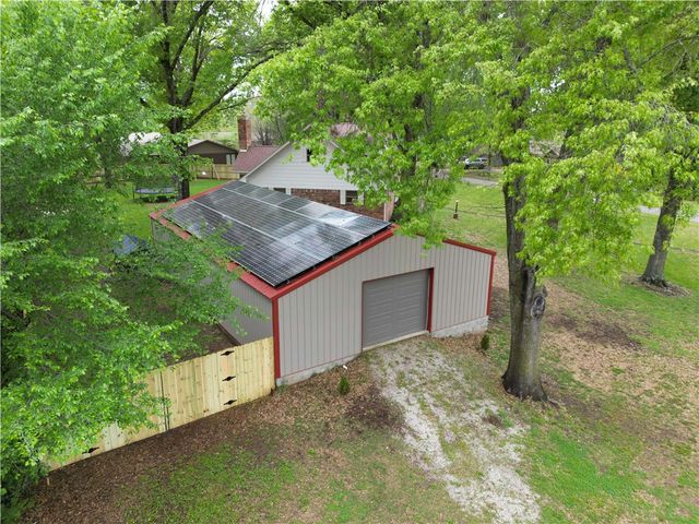 701 E Pleasant Vw, Rogers, AR 72756