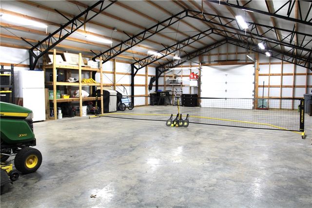 701 E Pleasant Vw, Rogers, AR 72756