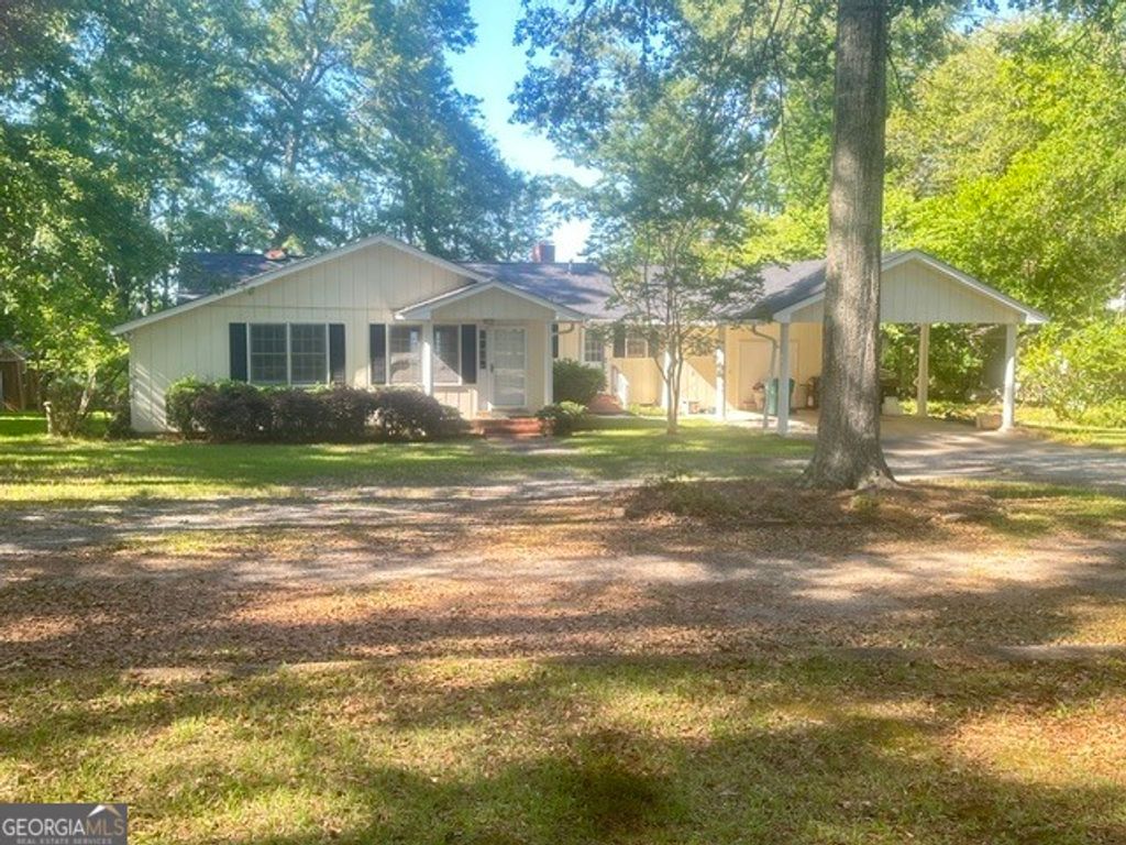 125 W Lakeview Drive, Milledgeville, GA 31061